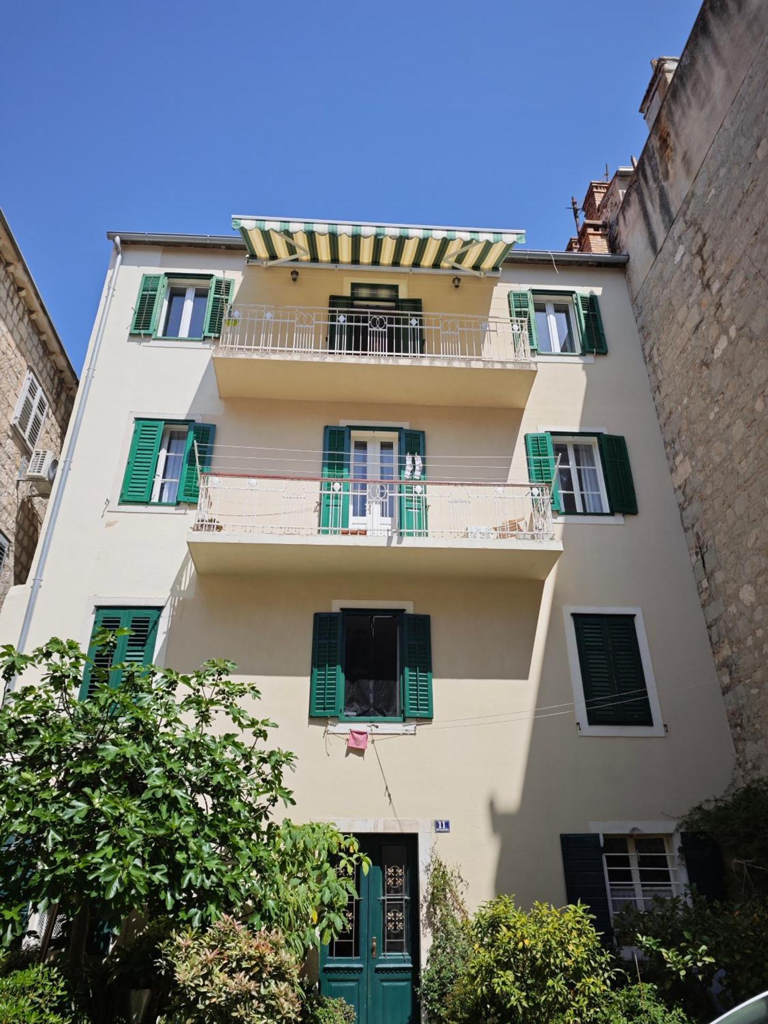 Apartment Central Old Town With Private Indoor Garage Parking Split Eksteriør bilde